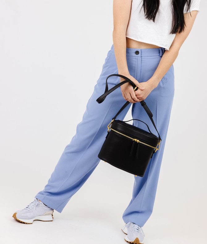 The Train Case - Black - Image 6